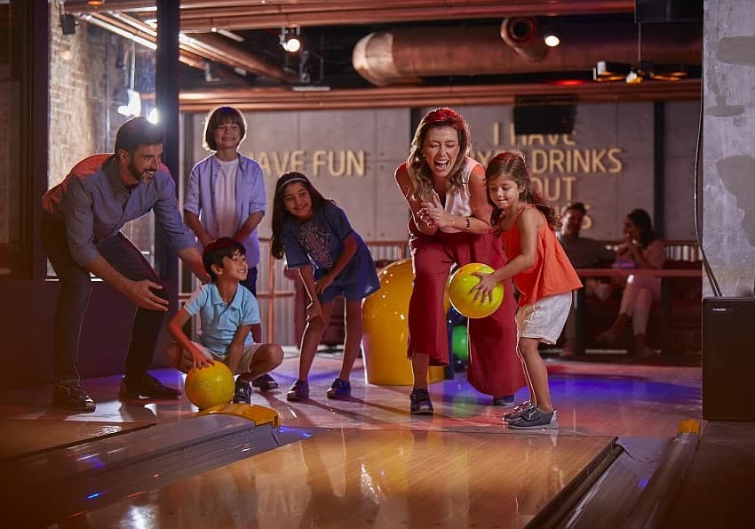 Bowling WAvehouse Bowling Familie Wavehouse