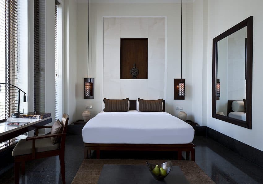 Chedi_Rooms-Deluxe Room-Bedroom01_v-1 Chedi Rooms Deluxe Room Bedroom V