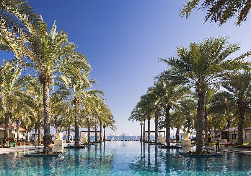 Al Bustan Palace, Muscat Infinity Pool Al Bustan