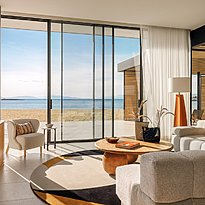 2 BR Topos Residence Seafront - One&Only Aesthesis Athens