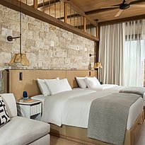 Aesthesis Bungalow Seafront - One&Only Aesthesis Athens