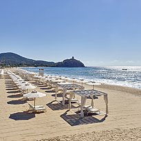 Strand Monte Cogoni - Baia di Chia Resort, Curio Collection by Hilton