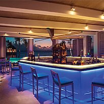 Bar Joie De Vivre - OZEN Life Maadhoo