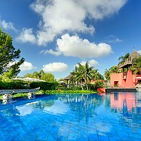 Pool - Asia Gardens Hotel & Thai Spa, a Royal Hideaway Hotel