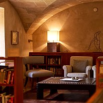 Bibliothek - Zoetry Mallorca