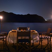 Abendessen - Canvas Club Tents