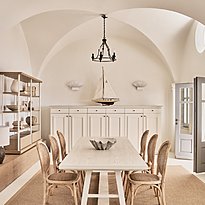 Captains Lounge - Mystique, A Luxury Collection Hotel