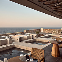 Cretamos Restaurant - The Royal Senses, Curio Collection by HILTON