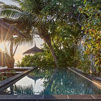 Earth Villa with Pool - OZEN Life Maadhoo