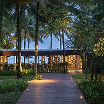 Edge Restaurant - The Sarojin