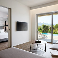 Family Suite Sharing Pool Side Sea View - Euphoria Resort