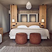 Grand Deluxe Room Sea View - The Royal Senses, Curio Collection by HILTON