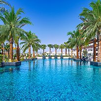 Hauptpool - Amanti, MadeForTwo Hotels