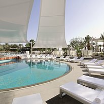 Hauptpool - The Ritz-Carlton, Bahrain
