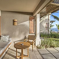 Deluxe Room Beach Front- Ground Floor - Heritage Awali Golf & Spa Resort