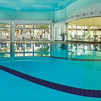 Innenpool - The Ritz-Carlton, Bahrain