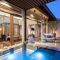 Jacuzzi Pool Suite - The Sarojin