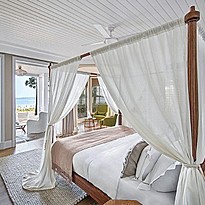 Junior Suite Beachfront - Heritage Le Telfair Golf & Wellness Resort