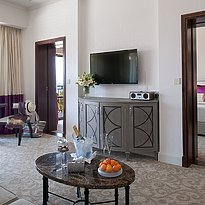 Deluxe Sea View Suite - Elysium