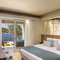Junior Suite Sea View - 7Pines Resort Sardinia 