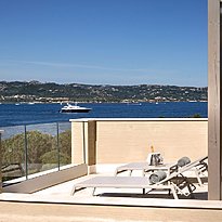 King Bed Deluxe Rooftop - 7Pines Resort Sardinia