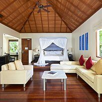 King Deluxe Beachfront Pool Villa - Hilton Seychelles Labriz Resort & Spa