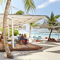 Lagoon Bar - LUX South Ari Atoll Resort & Villas