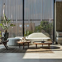 Lobby - Pno&eacute; Breathing Life