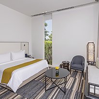 Master-Bedroom Beachfront Pool Villa