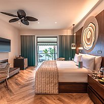 Romantic Allure - Le Meridien Ile Maurice