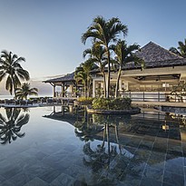 Oasis Pool - LUX Le Morne