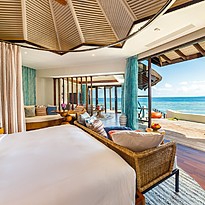 Ocean Pool Suite Schlafzimmer - Ozen Reserve Bolifushi