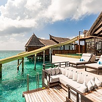 Ocean Pool Suite with Slide Pooldeck - Ozen Reserve Bolifushi