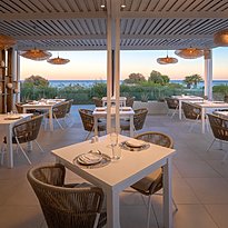 Ouzo Restaurant - Gennadi Grand Resort