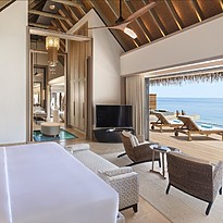 Overwater Villa / Reef Villa mit Pool Schlafzimmer - Waldorf Astoria Maldives Ithaafushi