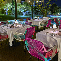 Perovino Restaurant - The Romanos, a Luxury Collection Resort