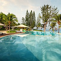 Pine Pool - Le Meridien Ile Maurice