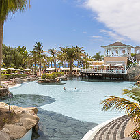 Pool - Bah&iacute;a del Duque