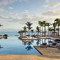 Hauptpool - The Westin Mauritius Turtle Bay Resort