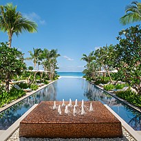 Pool - Waldorf Astoria Maldives Ithaafushi