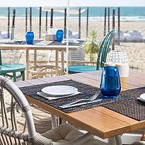 Praia Dourada Restaurant - Vila Vita Parc Resort & Spa