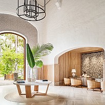 Rezeption - One&Only Le Saint G&eacute;ran