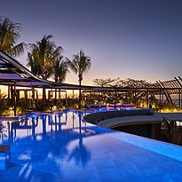 Rooftop Bar Bisou - Lux Grand Baie