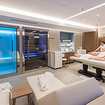 Royal Wellness Club - Nana Princess