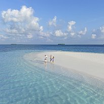 Sandbank - The St. Regis Maldives Vommuli Resort