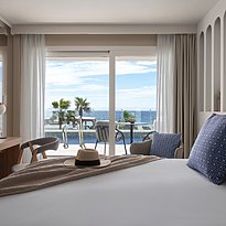 Sea View Suite with Pool - METT Hotel & Beach Resort Marbella, Estepona