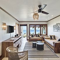 Senior Suite Beachfront - Ground Floor - Heritage Awali Golf & Spa Resort