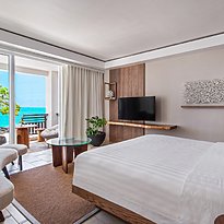 Frangipani Beachfront Junior Suite - Shangri-La Le Touessrok, Mauritius