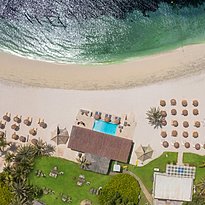 Smokin' Pineapple Beach Bar