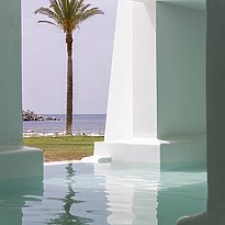 Aquapura Cocoon Spa Pool - Falkensteiner Resort Capo Boi